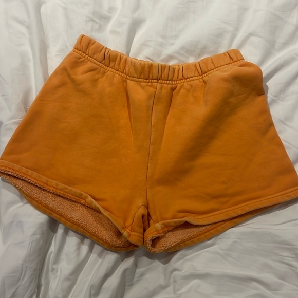 Orange Aritiza perfect sweat fleece shorts xs - Picture 1 of 2